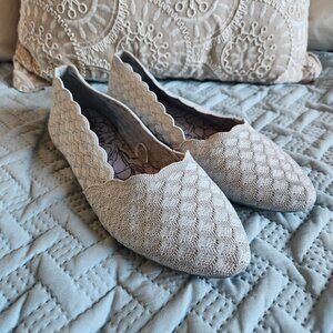Skechers Light Gray Cleo Honeycomb Flats